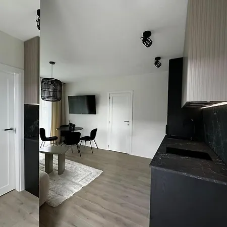 Zalieji Horizontai By Pailsek Pajury Apartment