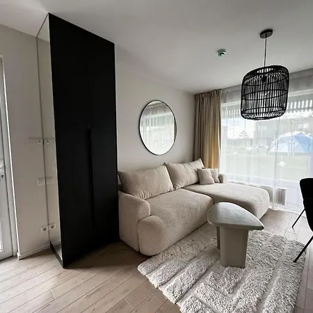 Zalieji Horizontai By Pailsek Pajury Apartment